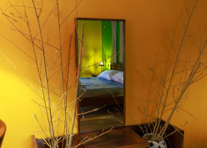 Jasemin-lule Apartment Tirana