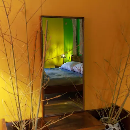 Jasemin-lule Lägenhet Tirana