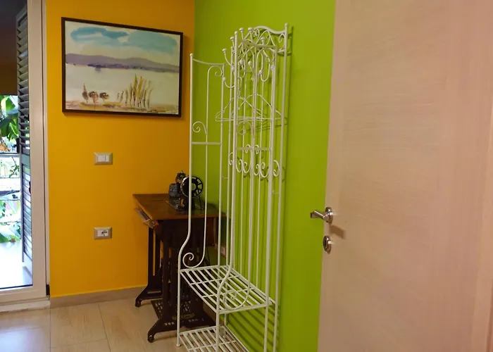 Jasemin-lule * ティラナ